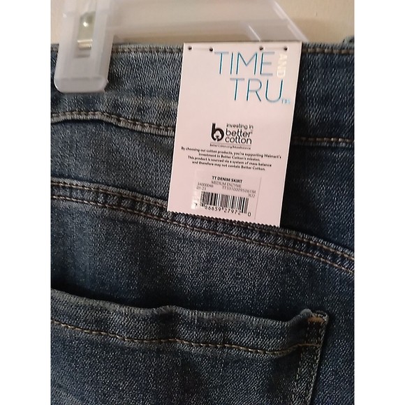 New Time and Tru 18 Denim Jean Stretch Skirt Factory Distressing - Picture 9 of 11